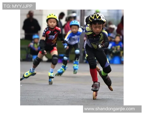 绿茵场上追风少年以速度与激情书写传奇篇章 绿茵场上追风少年以速度与激情书写传奇篇章